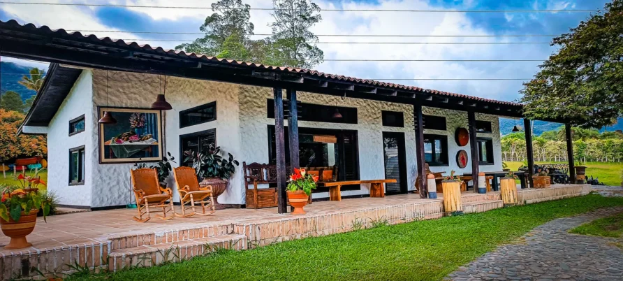 Casa Club Campestre #2 (Capacidad 14 Personas)