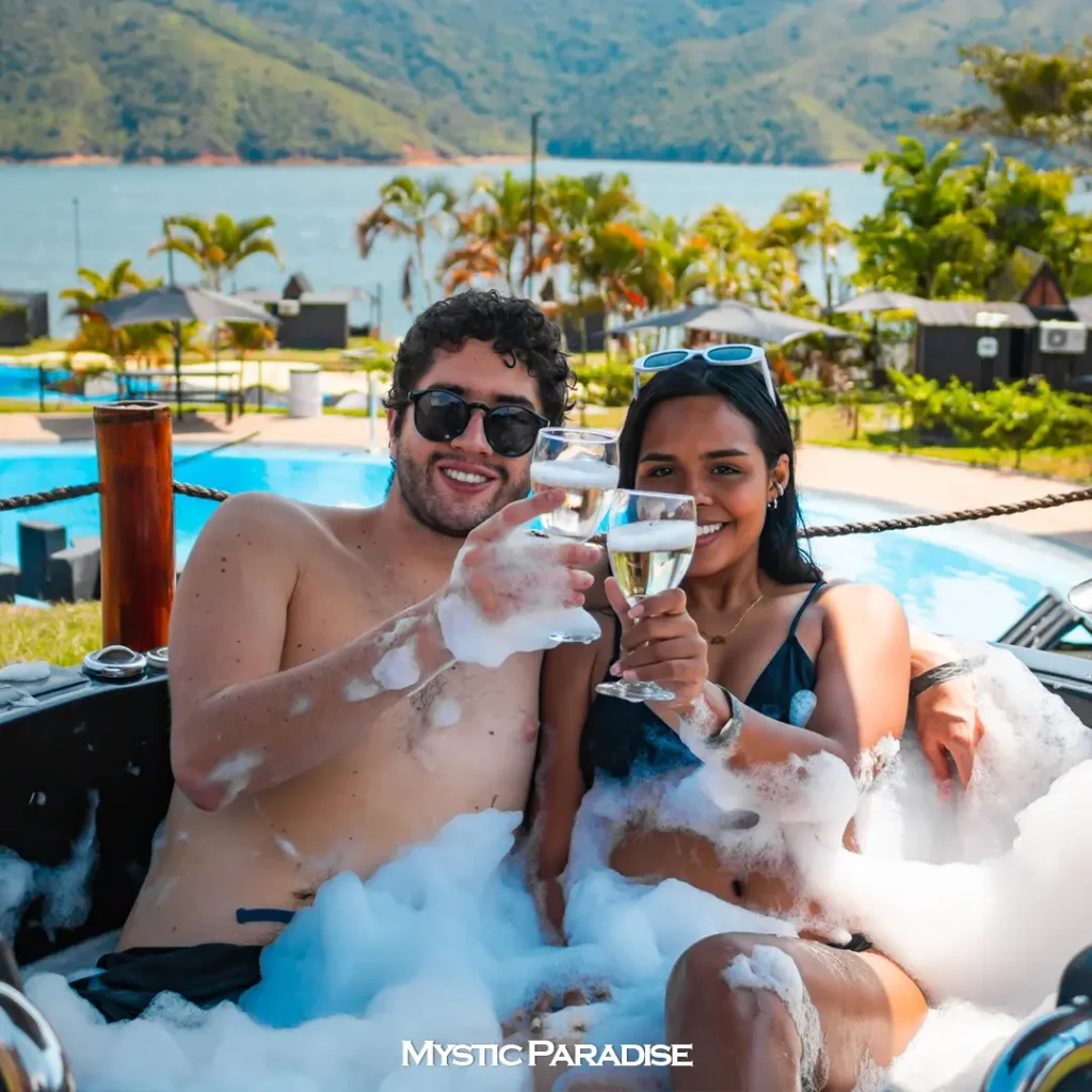 Glamping mystic paraidse lago calima