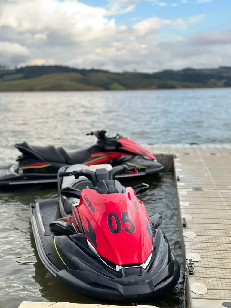 jetski en el lago