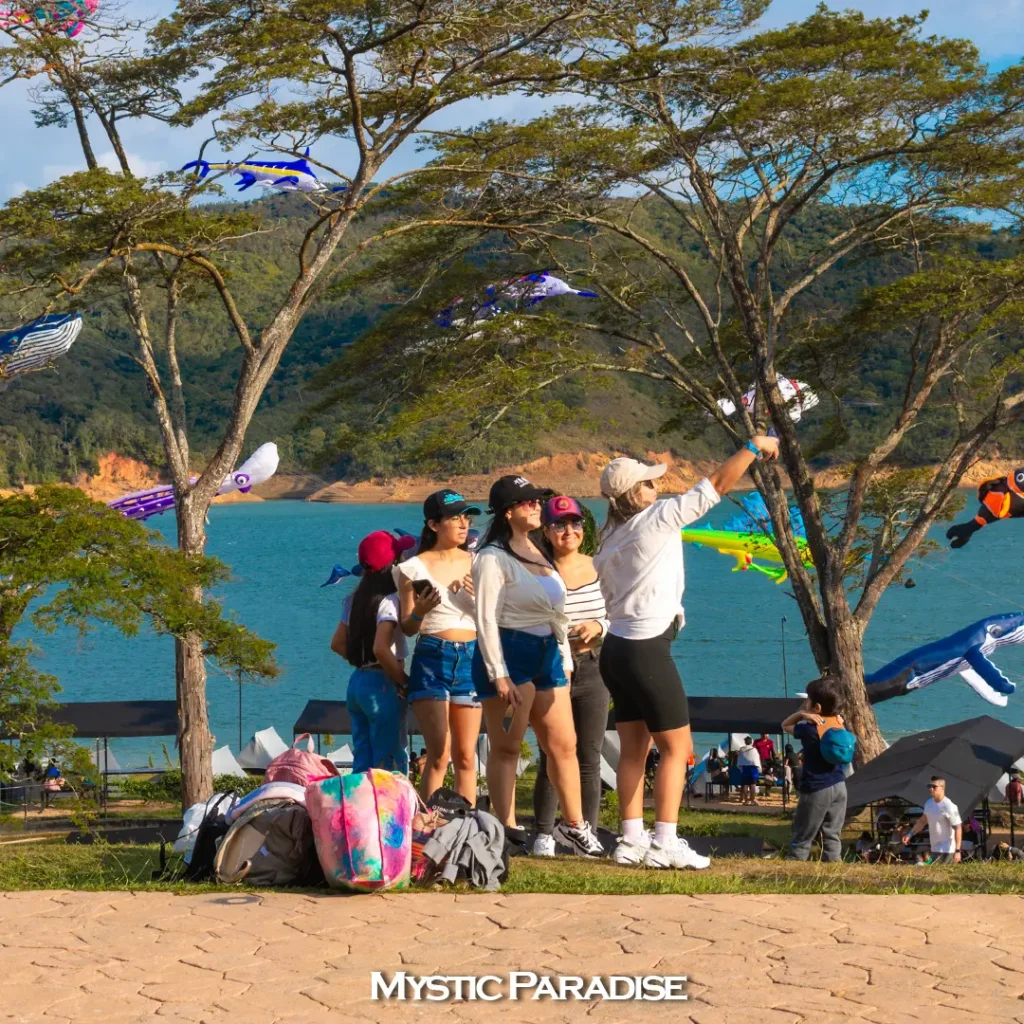 familia mystic paradise lago calima pasadia
