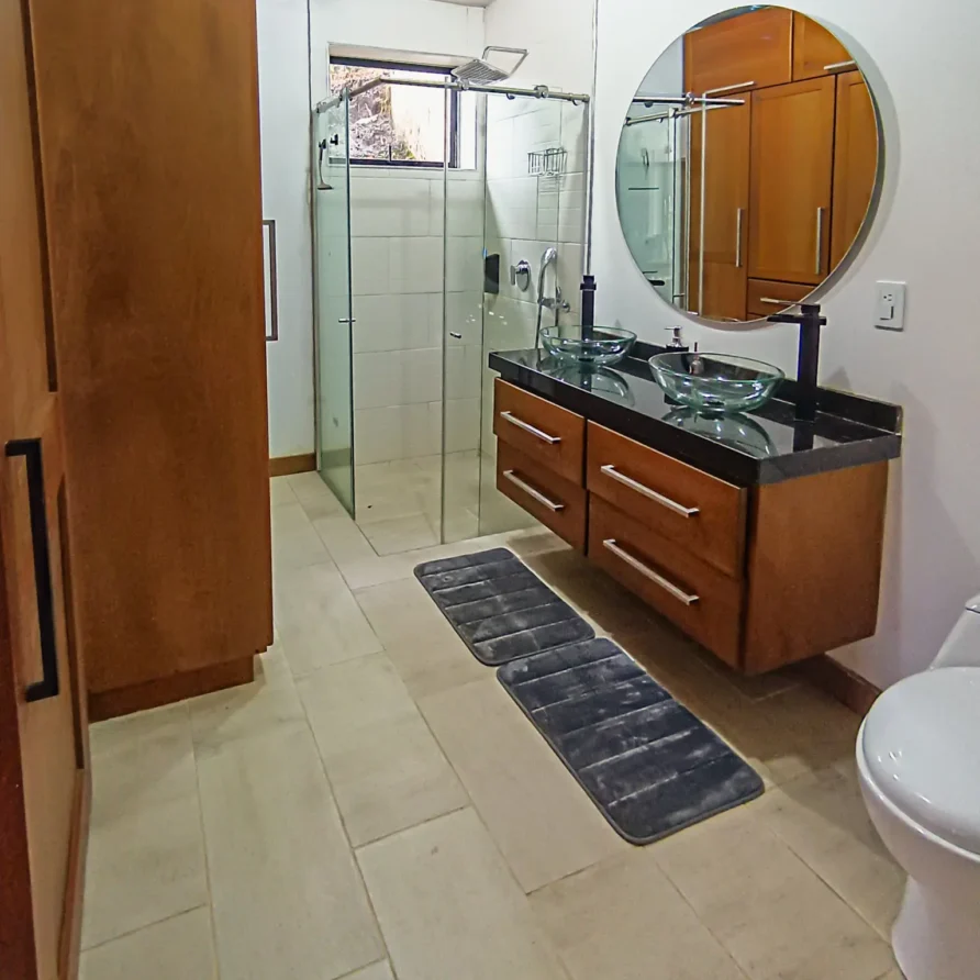 Apartamento de Lujo en Lago Calima con Vistas al Bosque y al Lago (Capacidad 7)