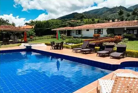 categoria-de-fincas-en-el-lago-calima