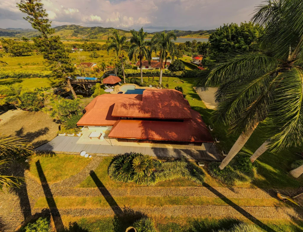 Cómo Llegar Al Lago Calima Desde Cali: Guía Completa Para Viajeros 9 casa 1 x detras 1
