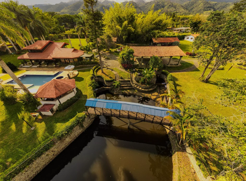 casa 1 y lagos parqueadero 3