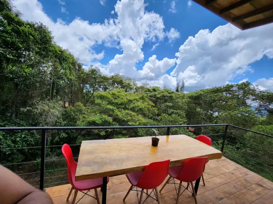 Cabaña Mandala: Glamping de Lujo en Lago Calima con Piscina Infinita